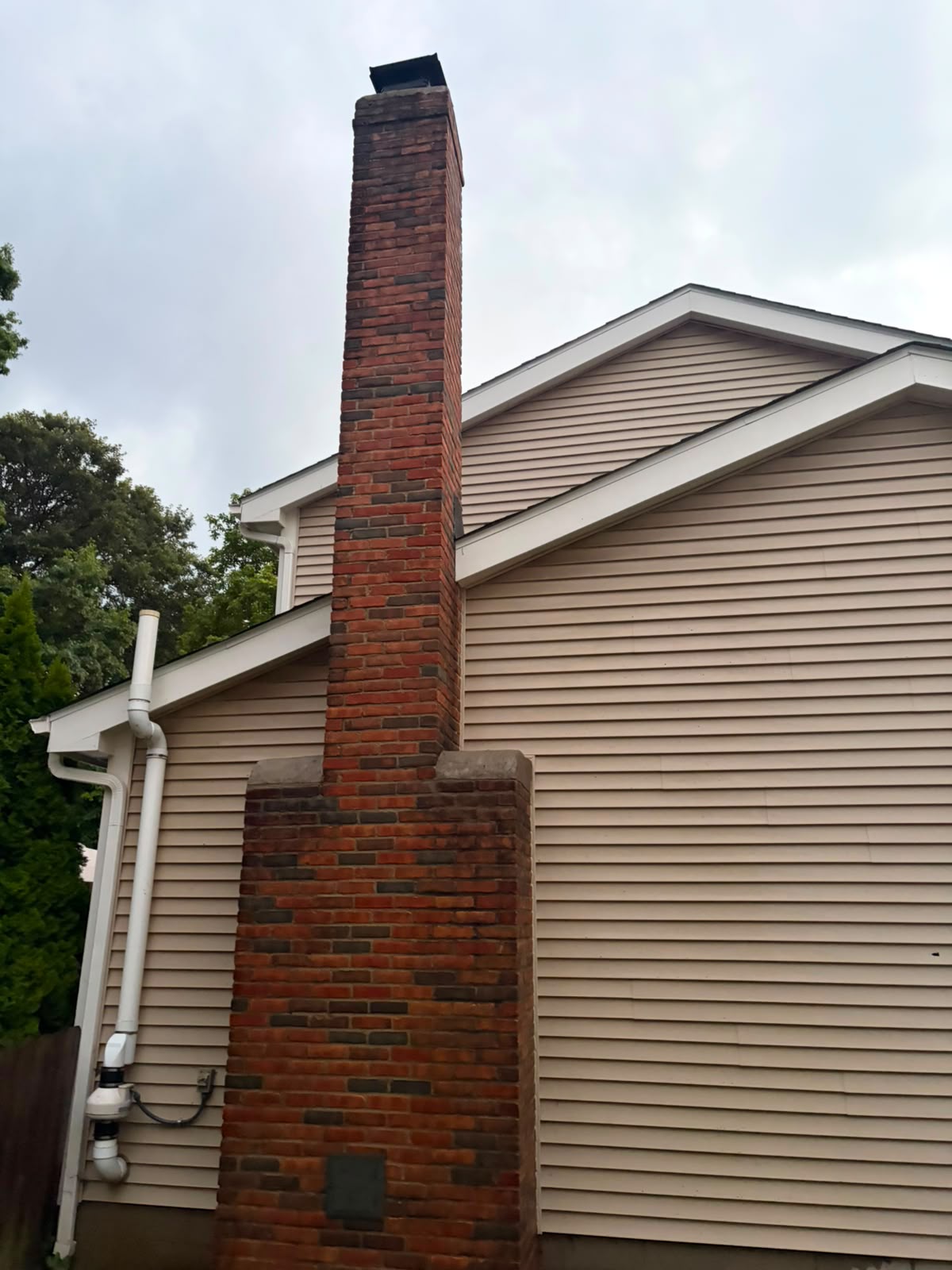 ChimCrew tuckpointing — up close on the job